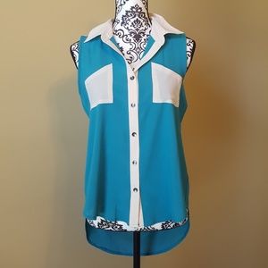 Sure Sleeveless Button Front Blouse size Small